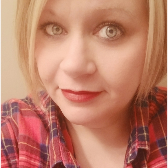 Stephanie ~ YOUR SELLER/BUYER !! - Picture 8 of 11